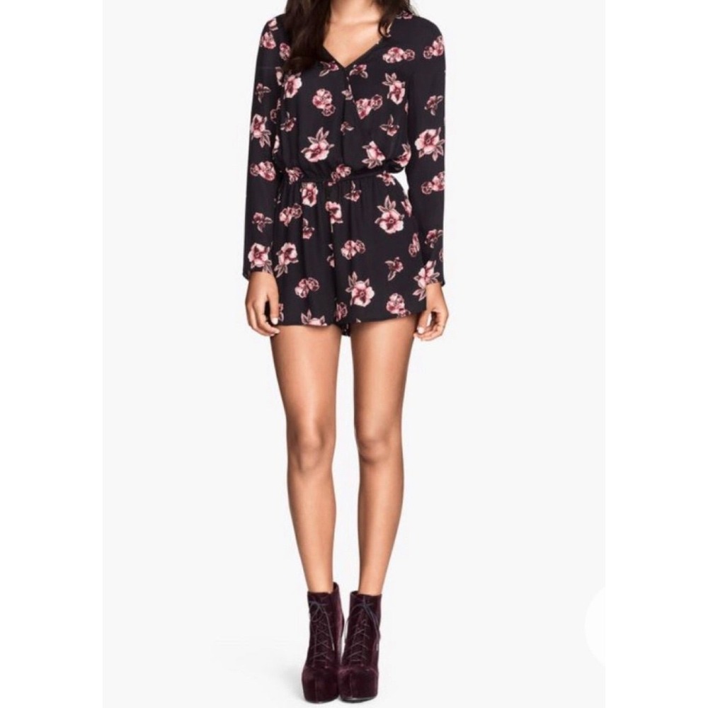 H&M Floral‎ Black Long Sleeved Romper M